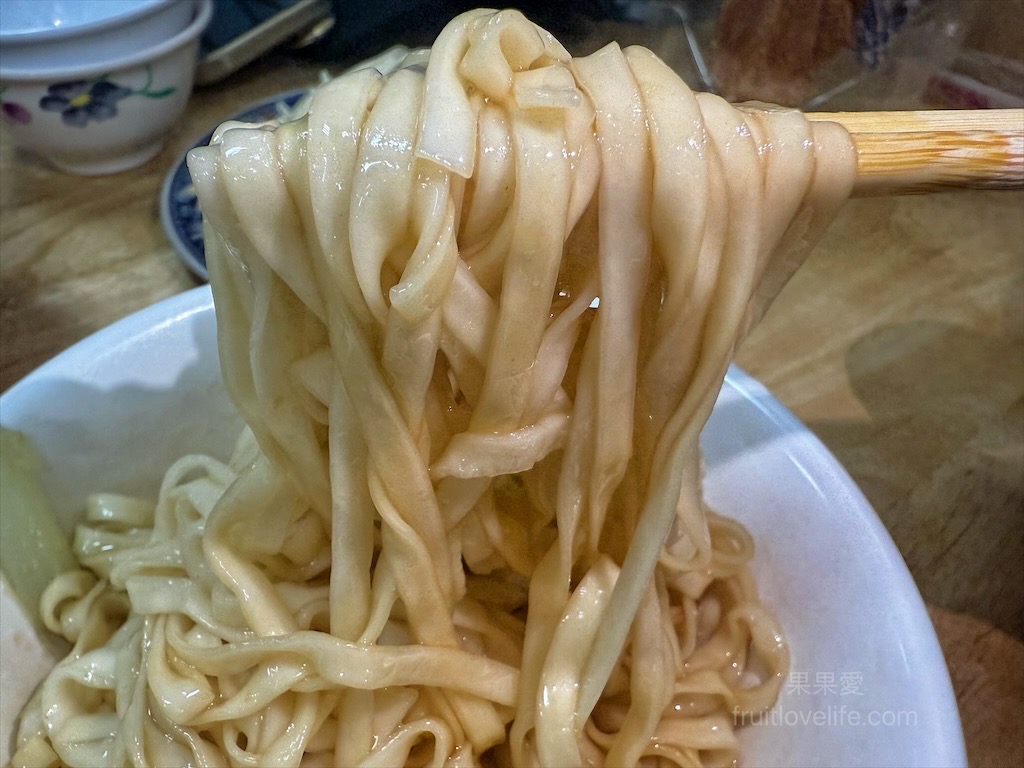 盛東餃子館|台中東勢水餃，當地飄香多年的超人氣水餃老店，絕不能錯過高麗菜豬肉水餃、鮮蝦水餃 @果果愛Fruitlove