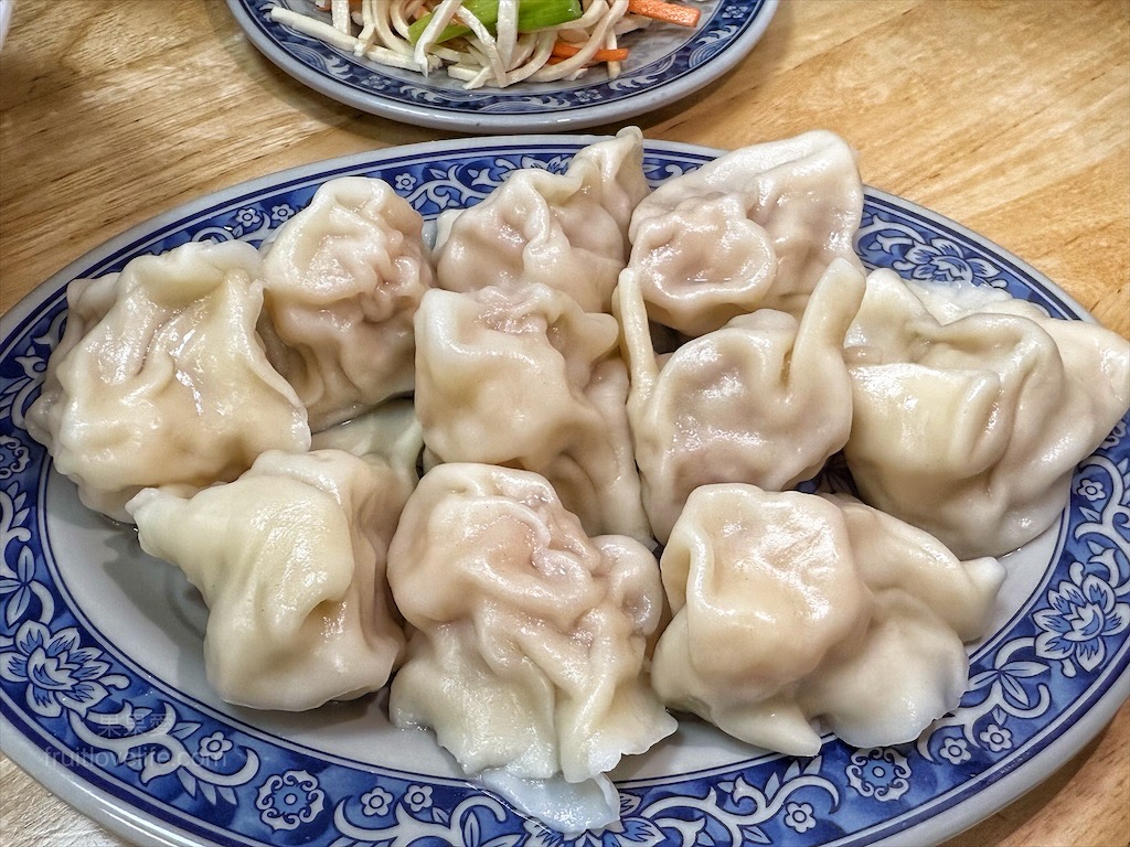 盛東餃子館|台中東勢水餃，當地飄香多年的超人氣水餃老店，絕不能錯過高麗菜豬肉水餃、鮮蝦水餃 @果果愛Fruitlove