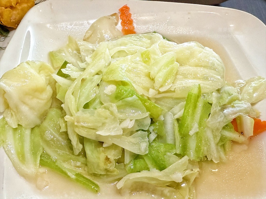 阿鴻大灶雞|台中北屯甕窯雞，大坑彩虹甕窯雞驚豔上桌，多樣熱炒與手路菜，家庭朋友聚餐首選 @果果愛Fruitlove