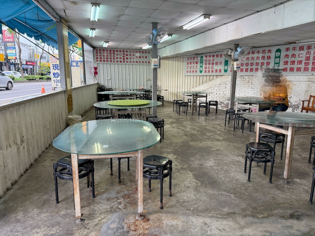 海產現炒|台中烏日海產快炒店，炒飯、炒麵好吃又有鍋香氣，菜色也多樣化 @果果愛Fruitlove