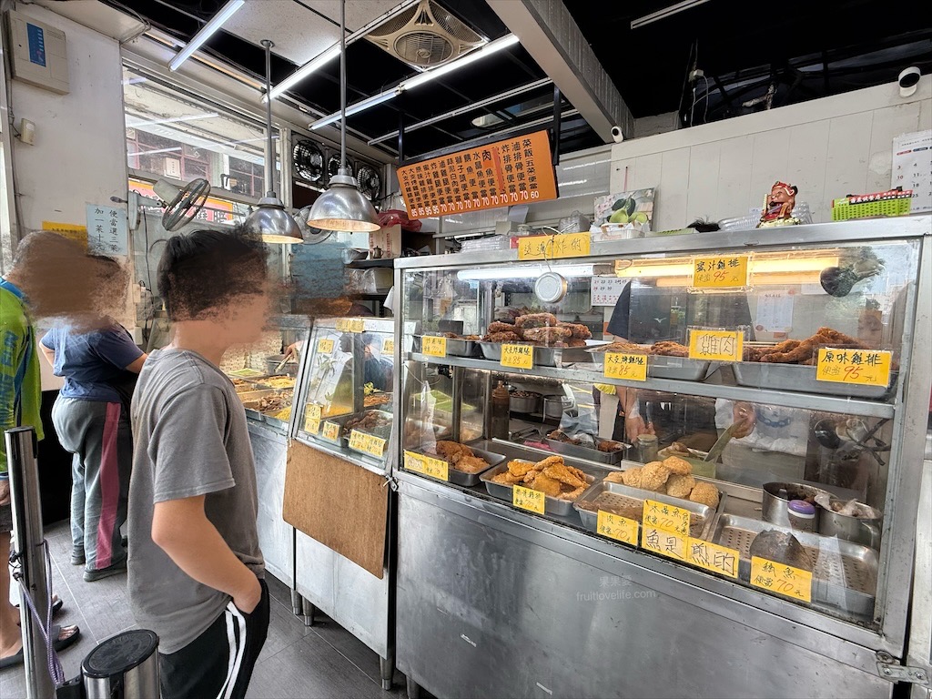 霧農便當店 | 台中霧峰便當店，霧峰林家旁的午晚餐好選擇，豐富主菜，免費湯飲 @果果愛Fruitlove