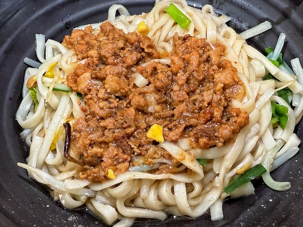 鐵皮屋魯肉飯 | 雲林北港早午餐，在地平價小吃，魯肉飯香而不膩口，晚來吃不到的魚酥 @果果愛Fruitlove