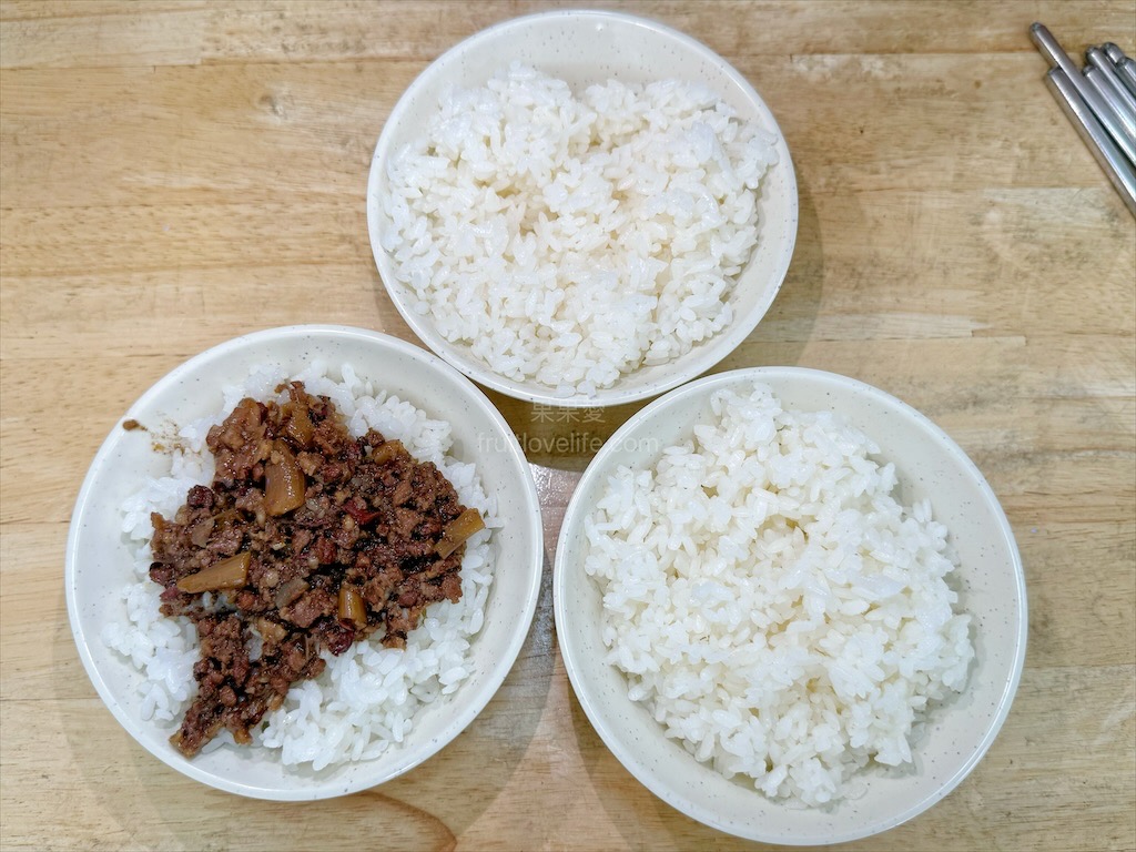 犇牛肉料理專賣店 | 澎湖馬公溫體牛，澎湖在地溫體放牧黃牛、肉質鮮嫩、湯頭鮮甜、無限續湯 @果果愛Fruitlove