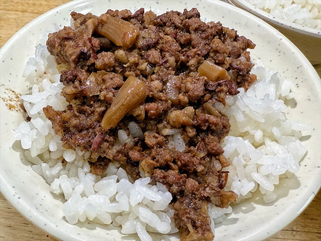 犇牛肉料理專賣店 | 澎湖馬公溫體牛，澎湖在地溫體放牧黃牛、肉質鮮嫩、湯頭鮮甜、無限續湯 @果果愛Fruitlove
