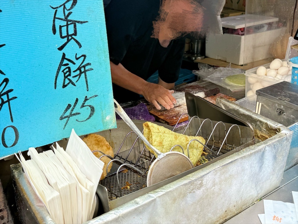海菜蛋餅 | 澎湖馬公早餐，北辰市場不能錯過的在地排隊美食-海菜蛋餅 @果果愛Fruitlove