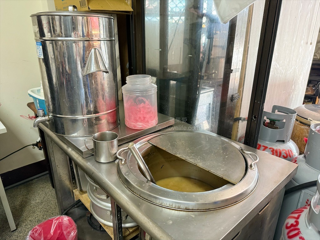 喜德家 | 台中南區便當,75元便當店,多樣主菜、免費湯飲,小資族午晚餐最佳選擇 @果果愛Fruitlove 喜德家 | 台中南區便當,75元便當店,多樣主菜、免費湯飲,小資族午晚餐最佳選擇 @果果愛Fruitlove