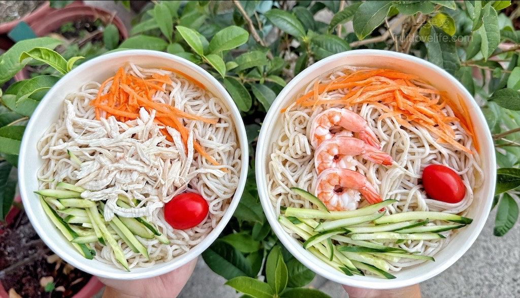 嘎吱窩早餐⟩這手作漢堡實在太美味了，料多實在，漢堡麵包香酥有嚼勁，店裡還有可愛的店狗-新竹竹北寵物友善早午餐 @果果愛Fruitlove