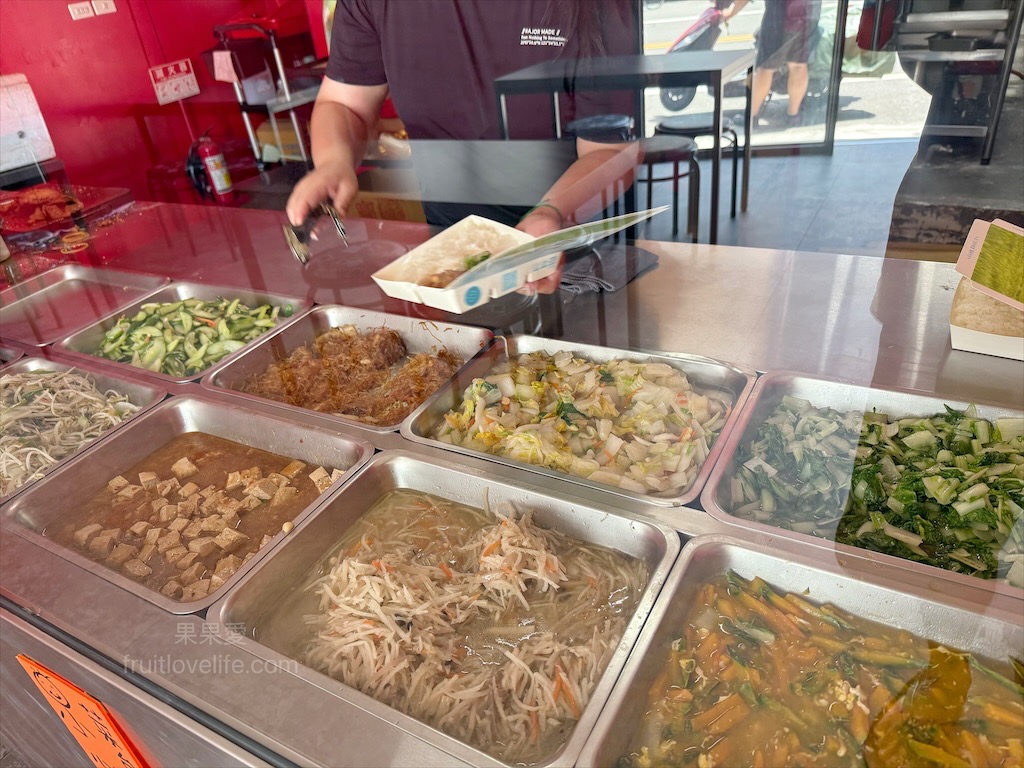 友三和燒烤便當 | 台中太平便當，便當12款主菜任你挑，最推薦的是醬燒系列 @果果愛Fruitlove