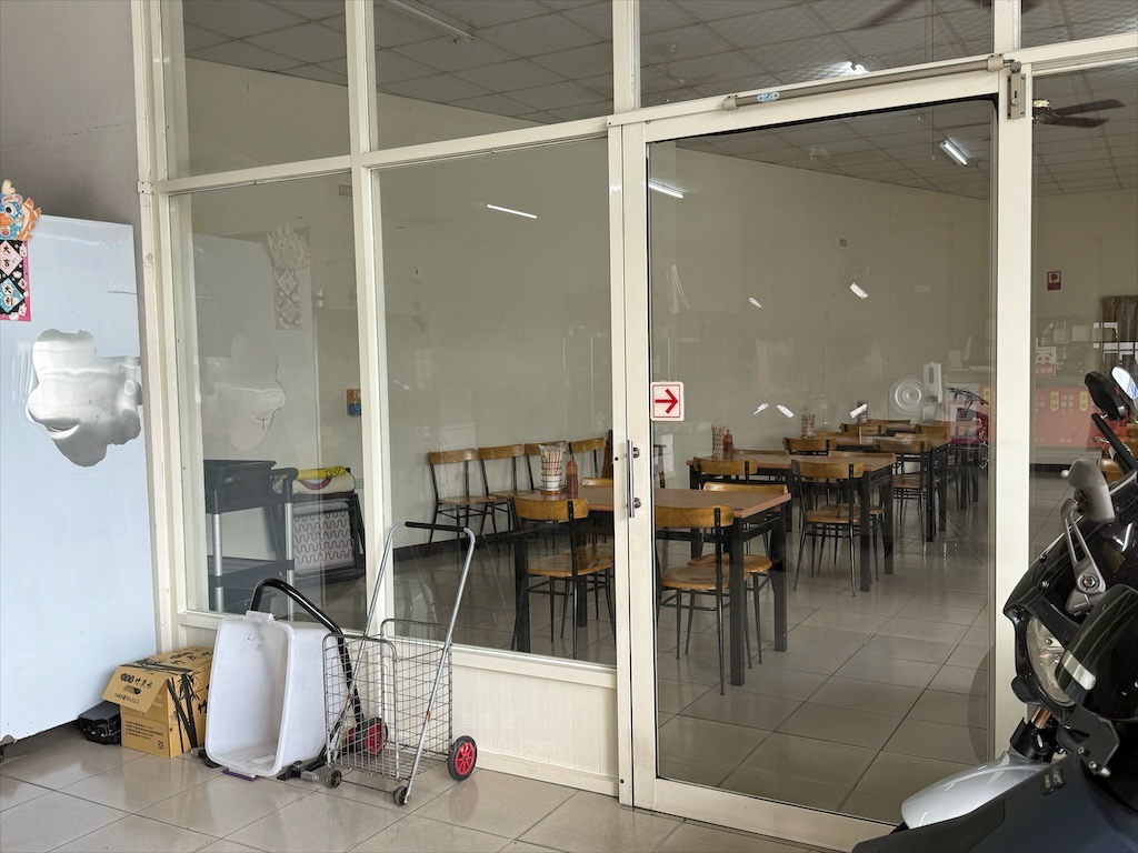 禾佳米糕 | 彰化溪湖小吃店，溪湖糖廠旁的在地好滋味，滑嫩蒸蛋、瓷筒米糕，份量實在好吃到禾佳 @果果愛Fruitlove