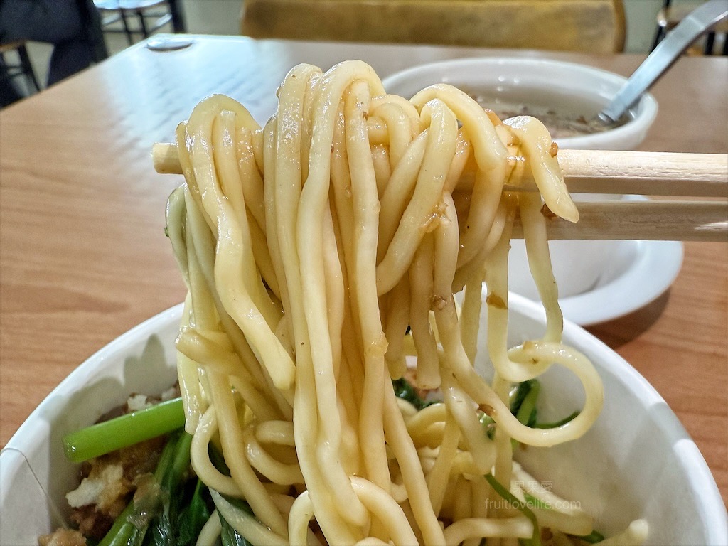 禾佳米糕 | 彰化溪湖小吃店，溪湖糖廠旁的在地好滋味，滑嫩蒸蛋、瓷筒米糕，份量實在好吃到禾佳 @果果愛Fruitlove
