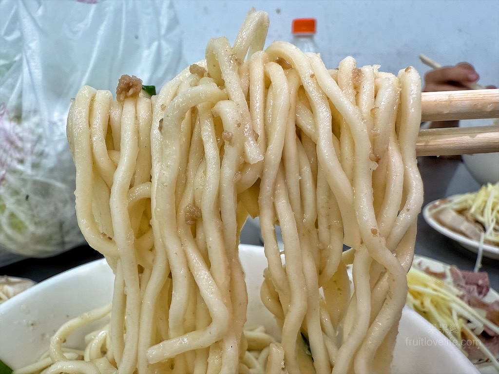 社頭蒜頭麵 | 彰化社頭早午餐，在地超人氣排隊早午餐店，現打蒜泥、清湯隨你加！ @果果愛Fruitlove