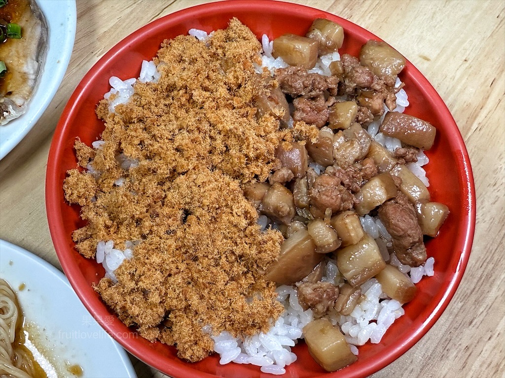 鼎鱻鮮魚湯 | 台中大甲鎮瀾宮旁無刺鮮魚湯專賣店，魚肉新鮮好吃，湯頭鮮美清甜，寵物友善 @果果愛Fruitlove