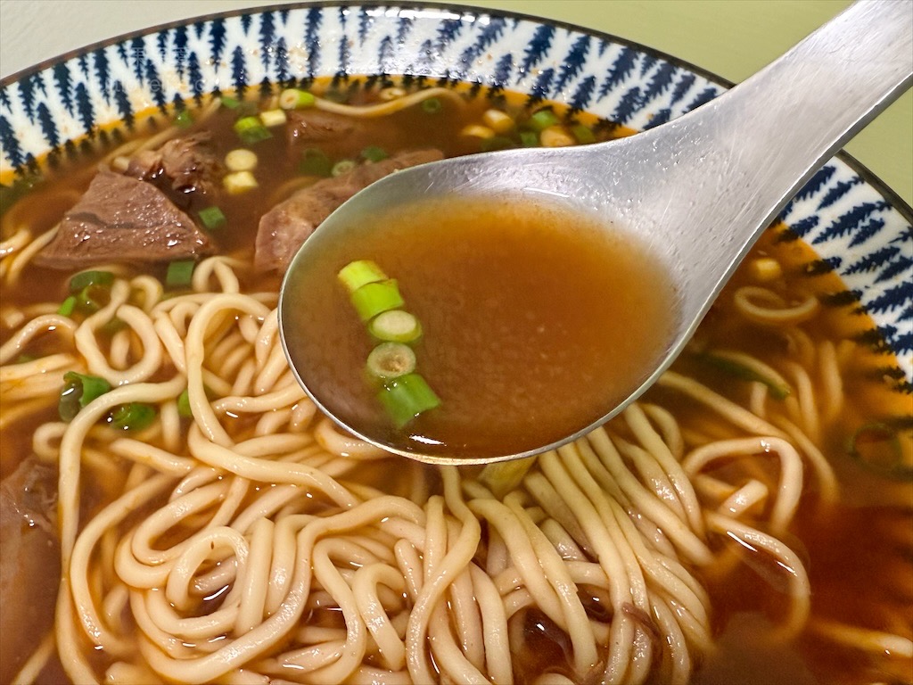 鼎鱻鮮魚湯 | 台中大甲鎮瀾宮旁無刺鮮魚湯專賣店，魚肉新鮮好吃，湯頭鮮美清甜，寵物友善 @果果愛Fruitlove