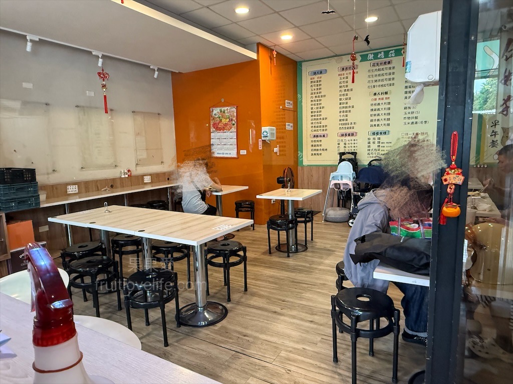 傲嬌猫早午餐 | 台中南區早午餐，店內有可愛的貓咪，內用有冷氣，出餐速度也很快 @果果愛Fruitlove