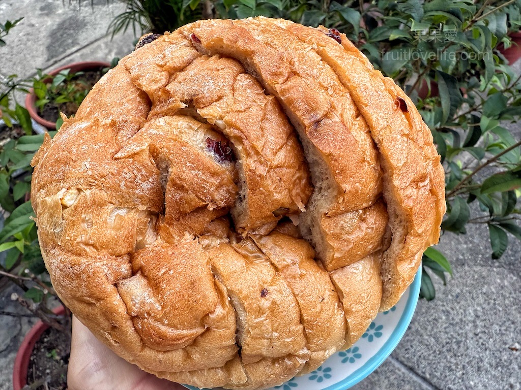 古坑服務區⟩恬靜悠閒的景觀生態池，就像是漫步在森林步道裡．讓身體跟心靈都覺得放鬆，雲林古坑親子寵物友善景點 @果果愛Fruitlove