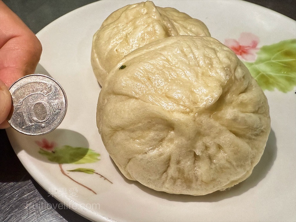 有間大湯包 | 台中大里早餐排隊名店，爆汁湯包、現做現包，早晨幸福的好滋味 @果果愛Fruitlove