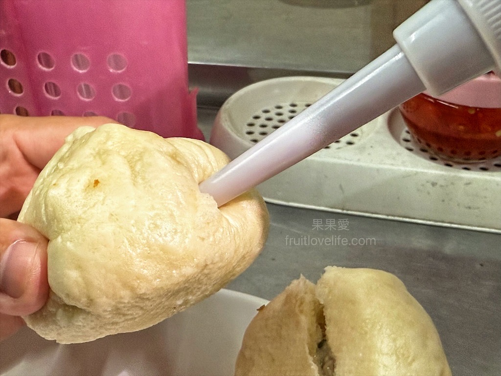 有間大湯包 | 台中大里早餐排隊名店，爆汁湯包、現做現包，早晨幸福的好滋味 @果果愛Fruitlove