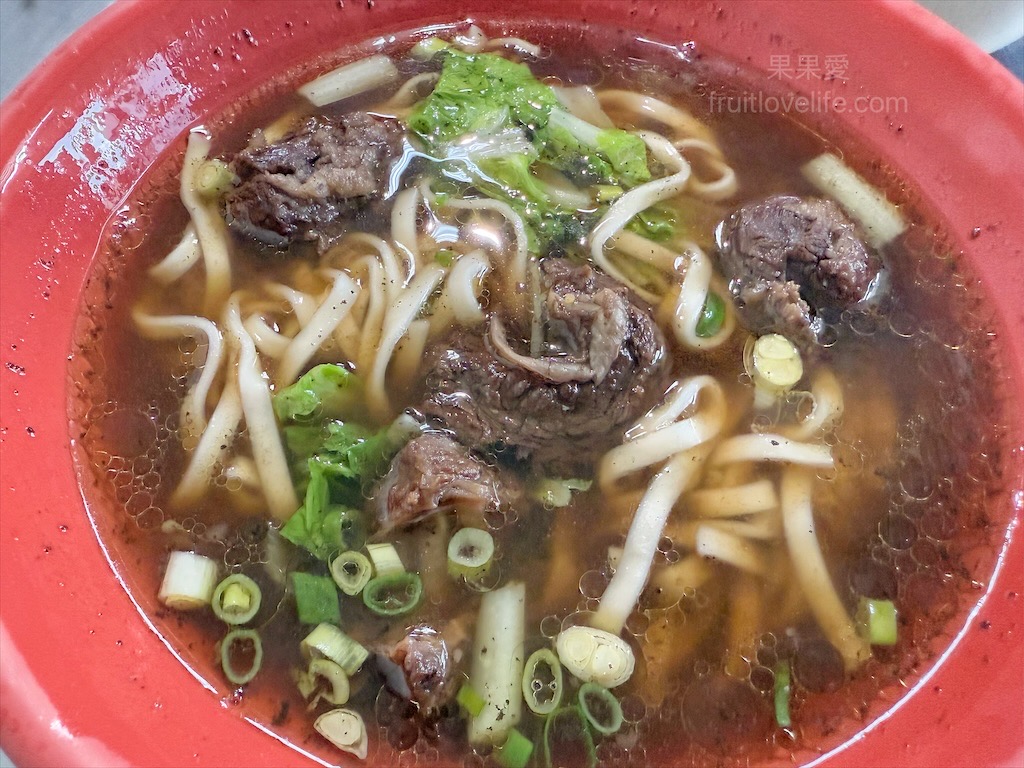 無名麵食館 | 澎湖馬公麵店，在地小有名氣的小吃店，滷味小菜更是這裡的招牌 @果果愛Fruitlove