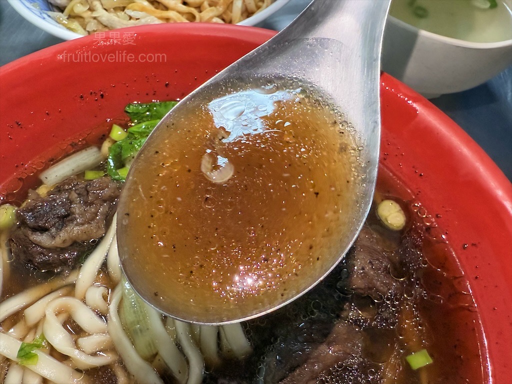 無名麵食館 | 澎湖馬公麵店，在地小有名氣的小吃店，滷味小菜更是這裡的招牌 @果果愛Fruitlove