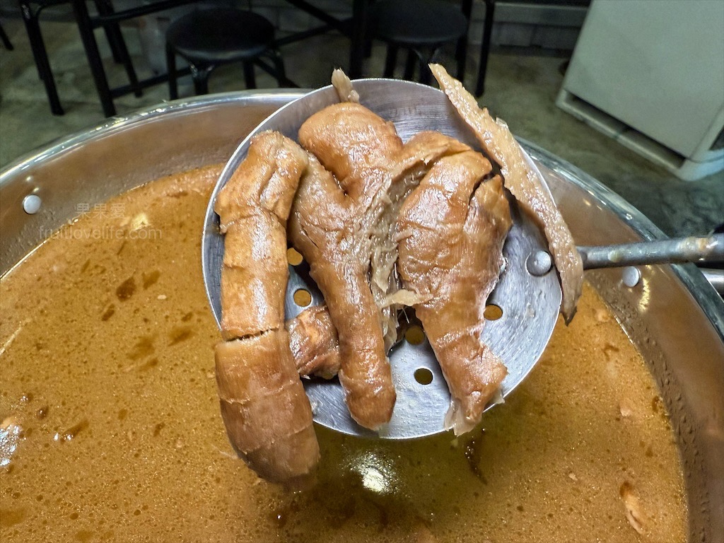 味首席紅蟳薑母鴨 | 台中北屯薑母鴨，鮮甜紅蟳、薑母鴨、寵物友善、冷氣開放，不分季節的好滋味 @果果愛Fruitlove