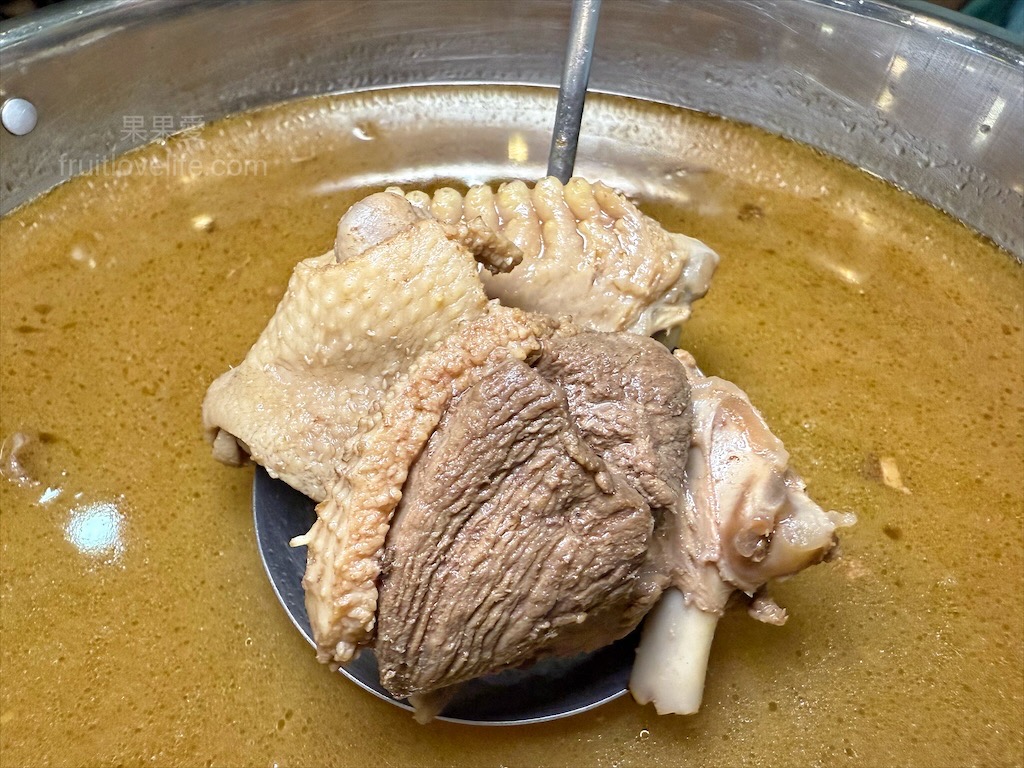 味首席紅蟳薑母鴨 | 台中北屯薑母鴨，鮮甜紅蟳、薑母鴨、寵物友善、冷氣開放，不分季節的好滋味 @果果愛Fruitlove