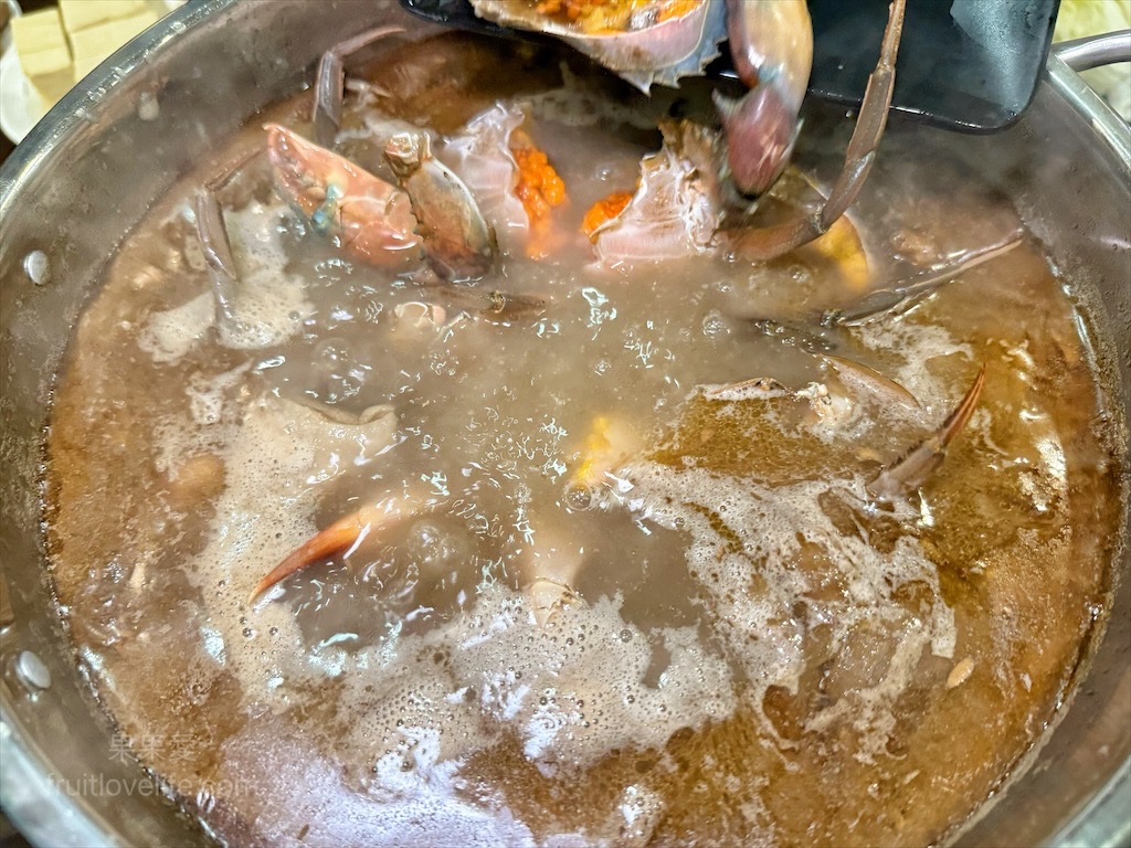 味首席紅蟳薑母鴨 | 台中北屯薑母鴨，鮮甜紅蟳、薑母鴨、寵物友善、冷氣開放，不分季節的好滋味 @果果愛Fruitlove