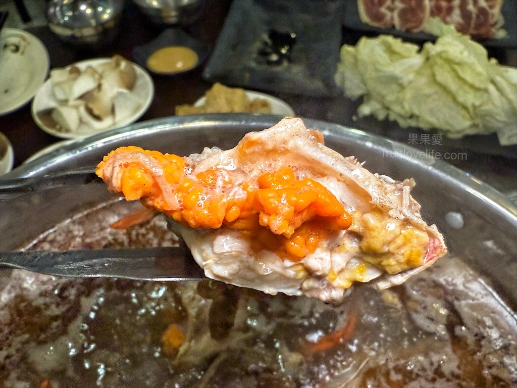 味首席紅蟳薑母鴨 | 台中北屯薑母鴨，鮮甜紅蟳、薑母鴨、寵物友善、冷氣開放，不分季節的好滋味 @果果愛Fruitlove