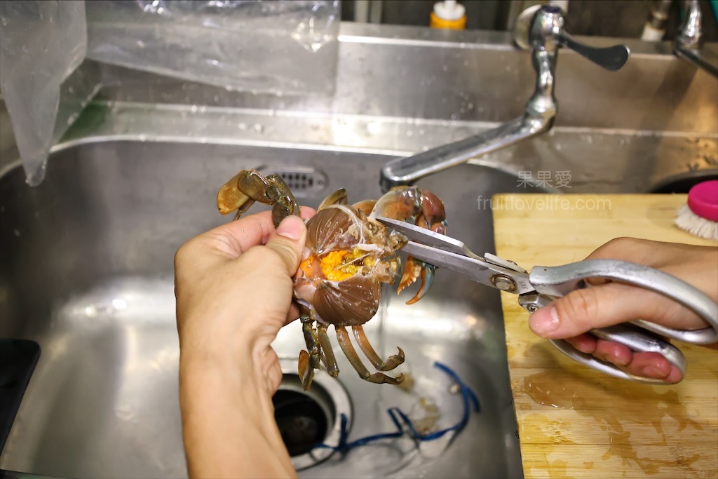 味首席紅蟳薑母鴨 | 台中北屯薑母鴨，鮮甜紅蟳、薑母鴨、寵物友善、冷氣開放，不分季節的好滋味 @果果愛Fruitlove