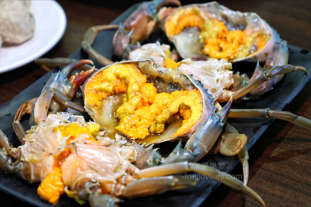 味首席紅蟳薑母鴨 | 台中北屯薑母鴨，鮮甜紅蟳、薑母鴨、寵物友善、冷氣開放，不分季節的好滋味 @果果愛Fruitlove