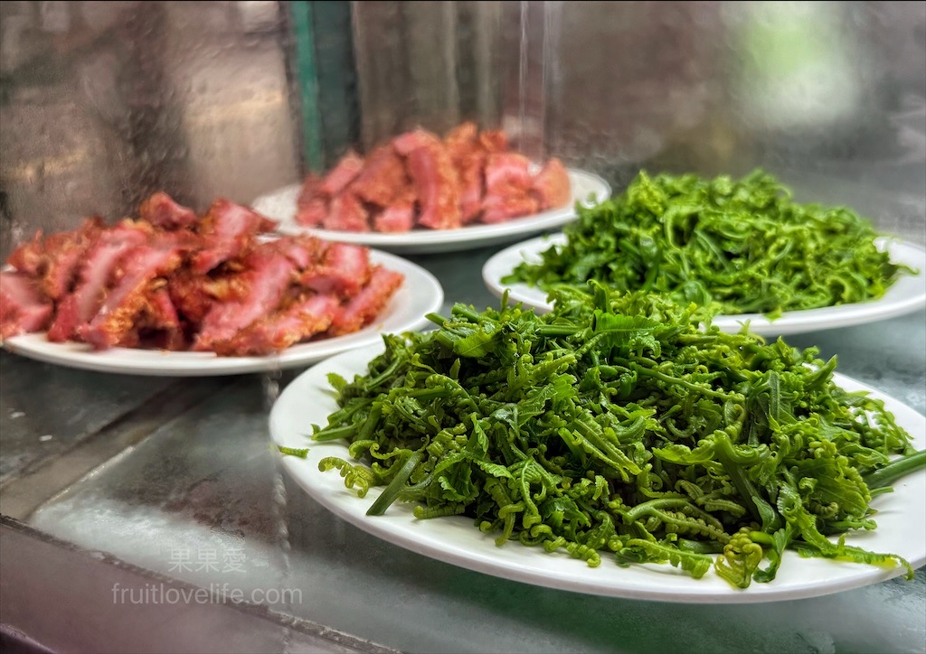 北平餃子館 | 南投草屯水餃店，傳承一甲子的好滋味，排隊也要吃的在地人氣美食小吃 @果果愛Fruitlove