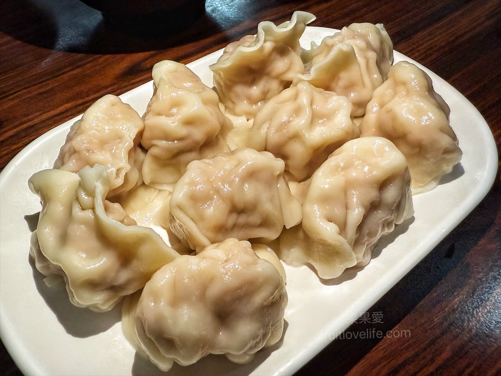 北平餃子館 | 南投草屯水餃店，傳承一甲子的好滋味，排隊也要吃的在地人氣美食小吃 @果果愛Fruitlove