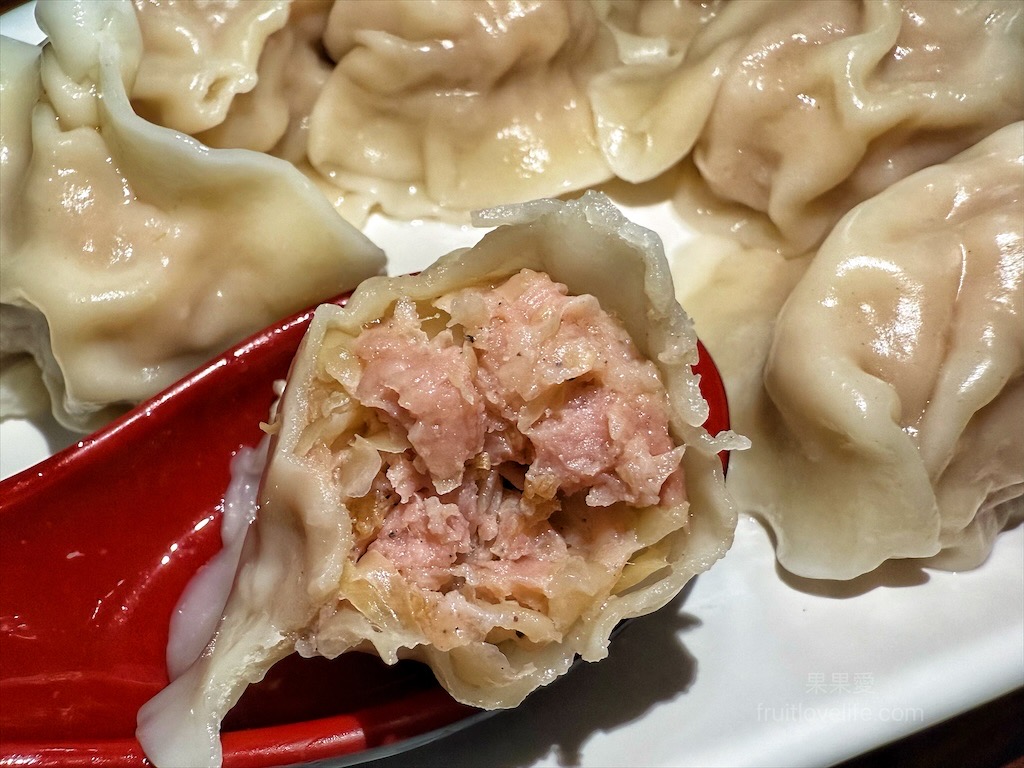 北平餃子館 | 南投草屯水餃店，傳承一甲子的好滋味，排隊也要吃的在地人氣美食小吃 @果果愛Fruitlove