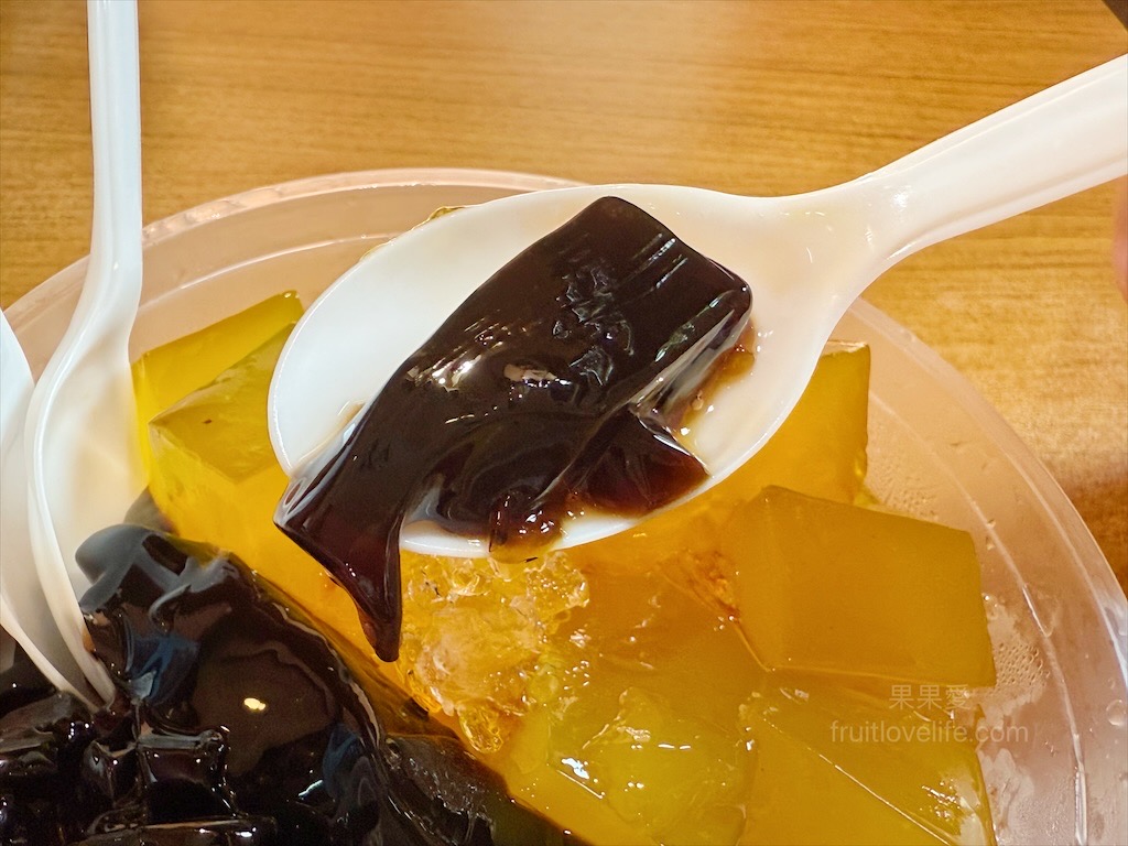 鹿港李家粉粿冰 | 彰化鹿港粉粿冰，鹿港老街必訪文創粉粿冰，粉粿Q彈、仙草清香 @果果愛Fruitlove