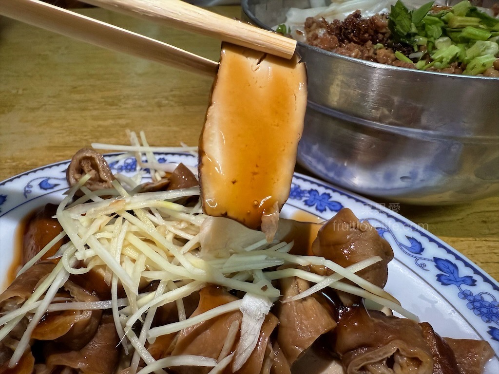 通霄正味麵店 | 苗栗通霄小吃麵店，在地人氣客家風味早午餐，份量十足且美味是許多在地饕客的推薦 @果果愛Fruitlove