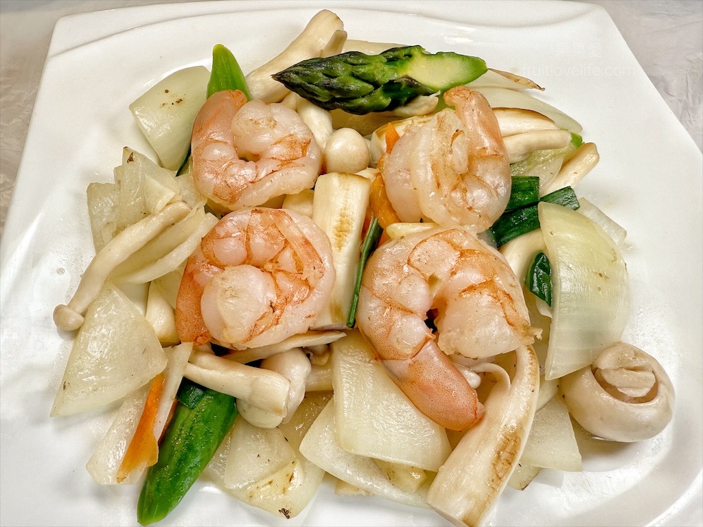 藏鱘味 | 台中大雅鱘龍魚料理餐廳，想吃鱘龍魚料理不用上谷關吃了，除了鱘龍魚料理還有多道台灣私房料理 @果果愛Fruitlove