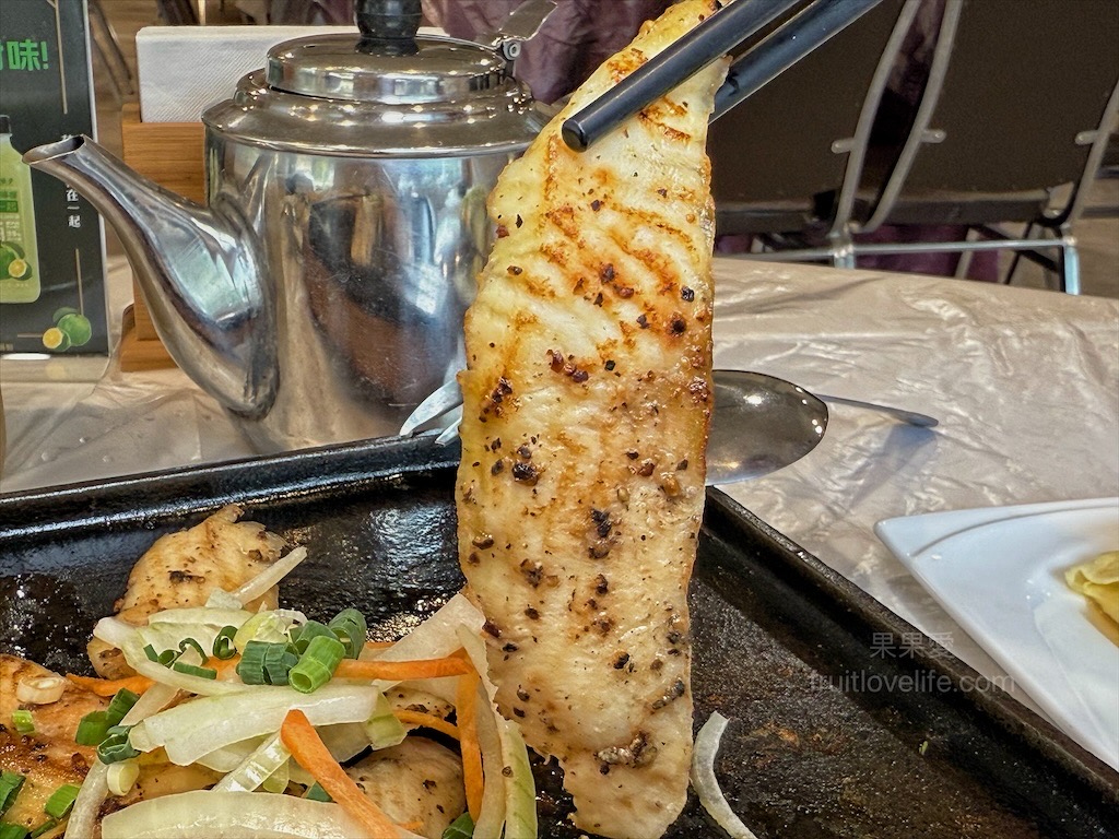 藏鱘味 | 台中大雅鱘龍魚料理餐廳，想吃鱘龍魚料理不用上谷關吃了，除了鱘龍魚料理還有多道台灣私房料理 @果果愛Fruitlove