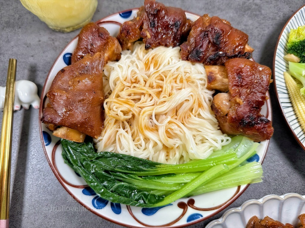 i3Fresh愛上新鮮 | 豪氣食堂-青檸蒜香豬腳,加熱即食,享受名廚推薦的獨特先滷後烤風味 @果果愛Fruitlove i3Fresh愛上新鮮 | 豪氣食堂-青檸蒜香豬腳,加熱即食,享受名廚推薦的獨特先滷後烤風味 @果果愛Fruitlove