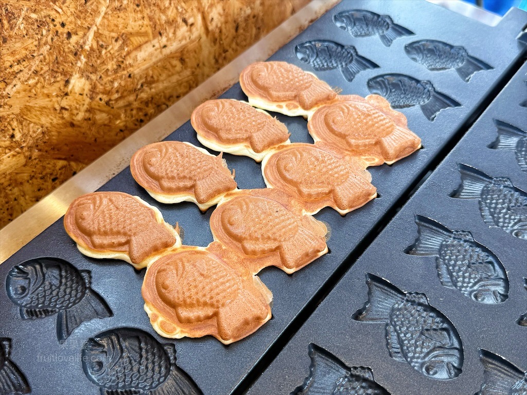 台灣鯛魚燒草屯店 | 南投草屯鯛魚燒，酷比親子運動公園附近下午茶點心，迷你、黑色鯛魚燒，鹹甜口味讓你一次滿足 @果果愛Fruitlove