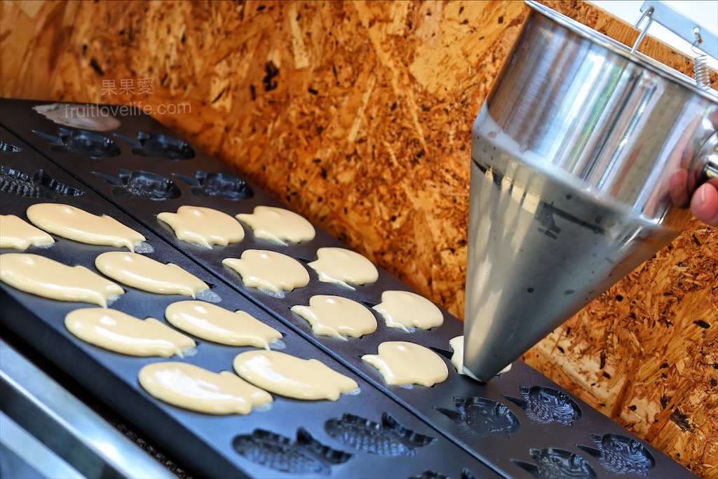 台灣鯛魚燒草屯店 | 南投草屯鯛魚燒，酷比親子運動公園附近下午茶點心，迷你、黑色鯛魚燒，鹹甜口味讓你一次滿足 @果果愛Fruitlove