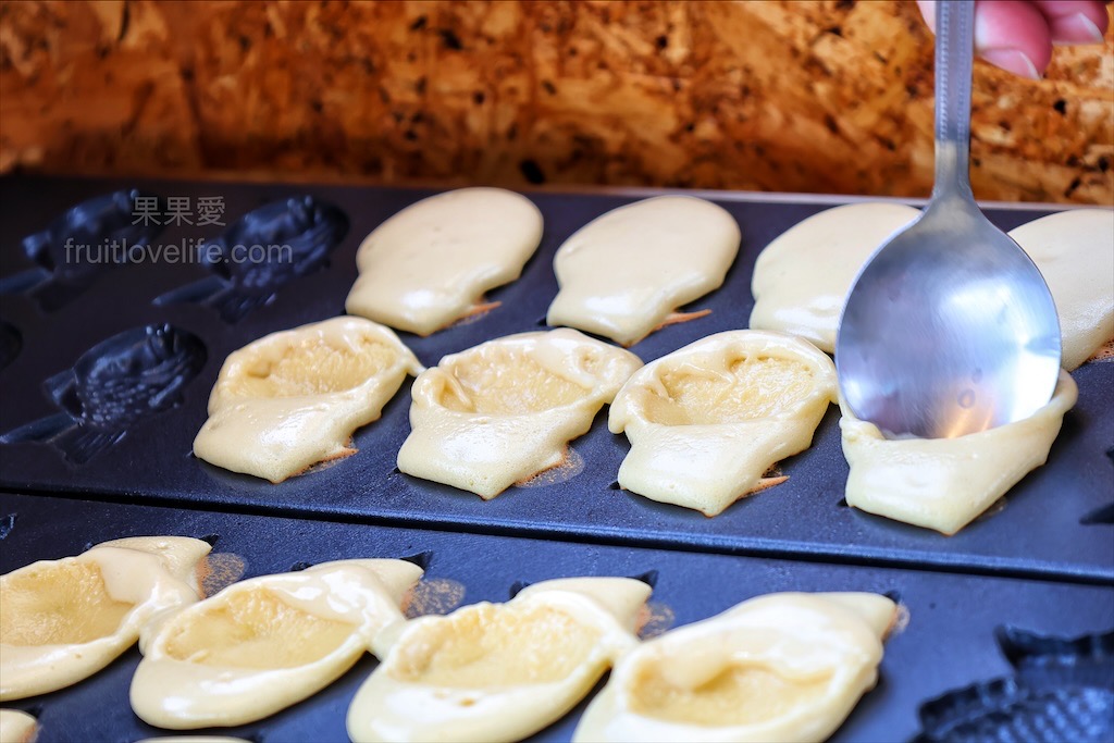 台灣鯛魚燒草屯店 | 南投草屯鯛魚燒，酷比親子運動公園附近下午茶點心，迷你、黑色鯛魚燒，鹹甜口味讓你一次滿足 @果果愛Fruitlove