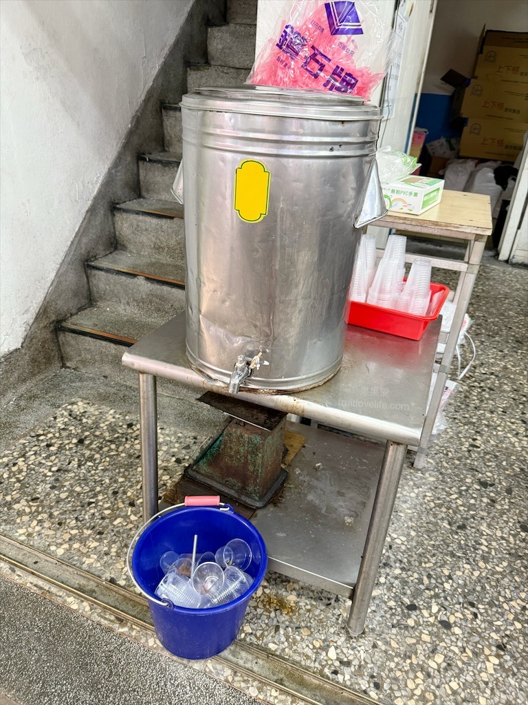 上豪燒臘快餐 | 台中南區便當,中興大學學區人氣排隊美食便當店,四樣配菜搭配主菜超滿足 @果果愛Fruitlove 上豪燒臘快餐 | 台中南區便當,中興大學學區人氣排隊美食便當店,四樣配菜搭配主菜超滿足 @果果愛Fruitlove