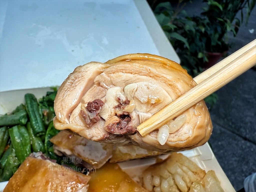 上豪燒臘快餐 | 台中南區便當,中興大學學區人氣排隊美食便當店,四樣配菜搭配主菜超滿足 @果果愛Fruitlove 上豪燒臘快餐 | 台中南區便當,中興大學學區人氣排隊美食便當店,四樣配菜搭配主菜超滿足 @果果愛Fruitlove