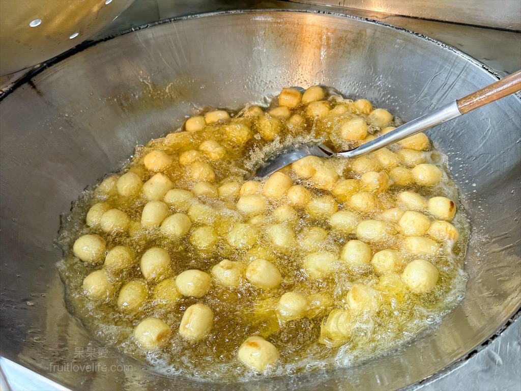 日日地瓜球南屯總店 | 台中南屯地瓜球,南屯老街銅板價下午茶點心,地瓜球外酥內Q,13種口味給你選擇 @果果愛Fruitlove 日日地瓜球南屯總店 | 台中南屯地瓜球,南屯老街銅板價下午茶點心,地瓜球外酥內Q,13種口味給你選擇 @果果愛Fruitlove