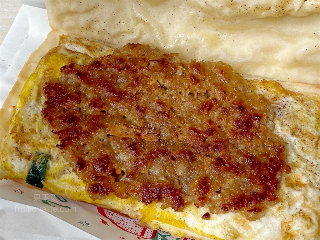 一點酥燒餅 | 台中太平早餐，在地人氣很旺的傳統中式早餐店，燒餅真的很酥脆，高山茶清香不澀回甘，老闆也很風趣 @果果愛Fruitlove