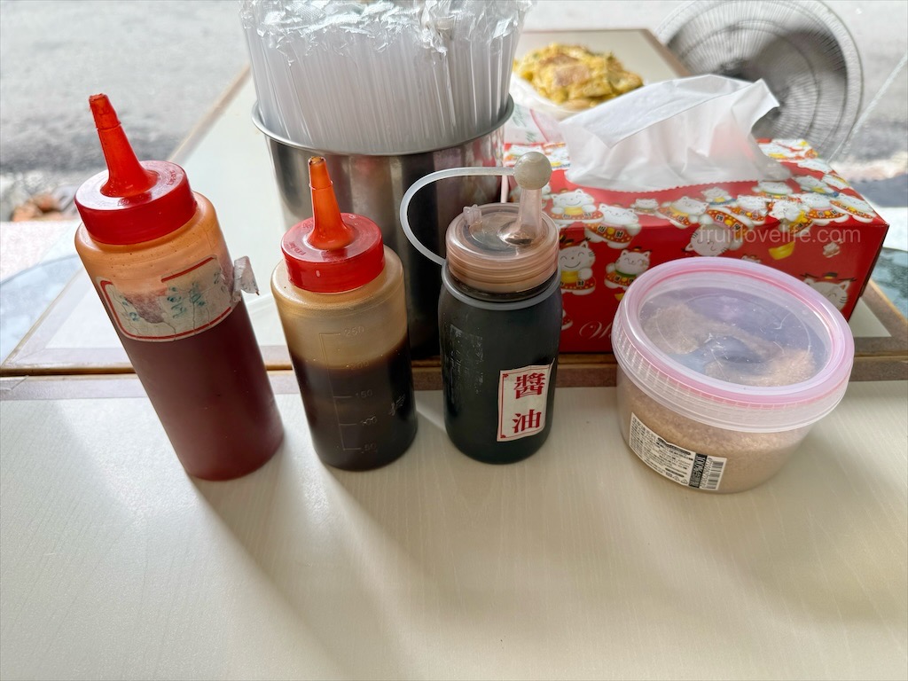 一點酥燒餅 | 台中太平早餐，在地人氣很旺的傳統中式早餐店，燒餅真的很酥脆，高山茶清香不澀回甘，老闆也很風趣 @果果愛Fruitlove