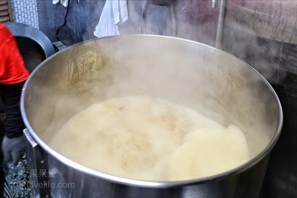 鼎味炭火薑母鴨員林總店 | 彰化員林薑母鴨,在地老字號薑母鴨,炭火慢熬溫體鴨肉,湯頭濃郁甘甜,招牌醬燒鴨肉飯、招牌酸梅湯也超推 @果果愛Fruitlove 鼎味炭火薑母鴨員林總店 | 彰化員林薑母鴨,在地老字號薑母鴨,炭火慢熬溫體鴨肉,湯頭濃郁甘甜,招牌醬燒鴨肉飯、招牌酸梅湯也超推 @果果愛Fruitlove