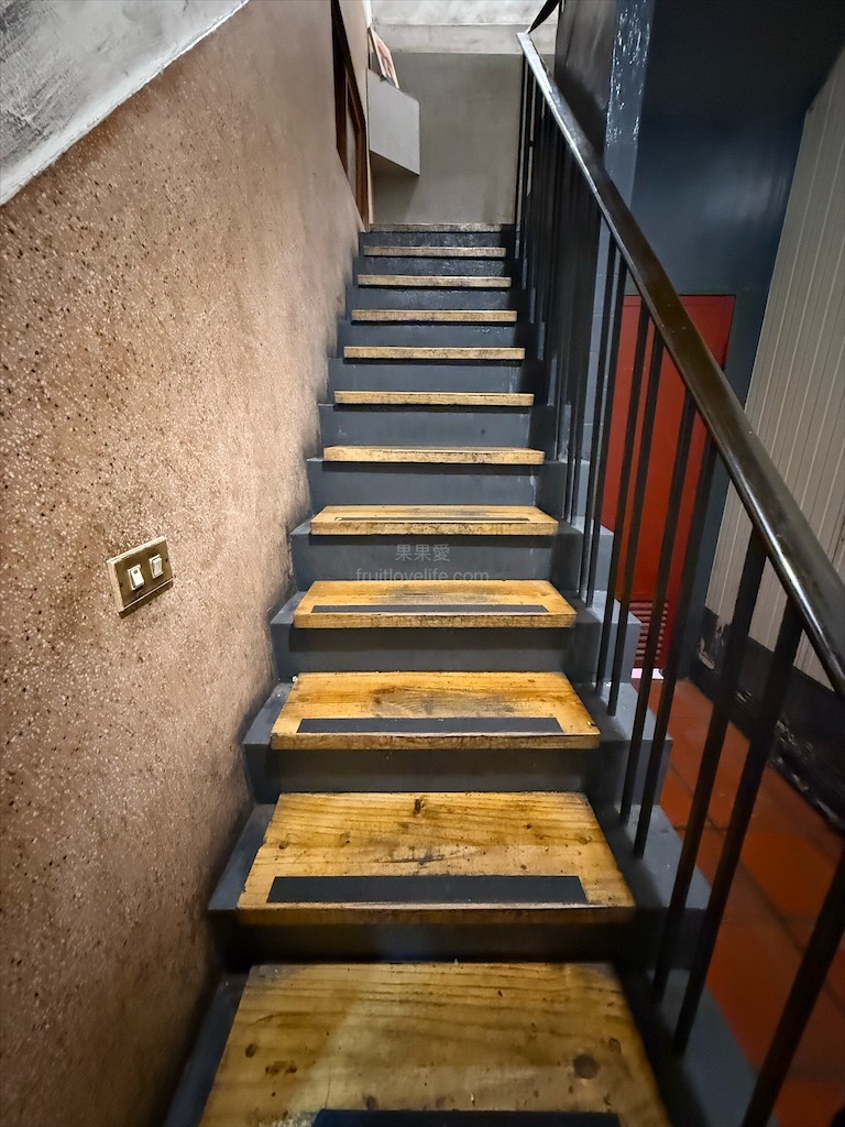 鼎味炭火薑母鴨員林總店 | 彰化員林薑母鴨，在地老字號薑母鴨，炭火慢熬溫體鴨肉，湯頭濃郁甘甜，招牌醬燒鴨肉飯、招牌酸梅湯也超推 @果果愛Fruitlove