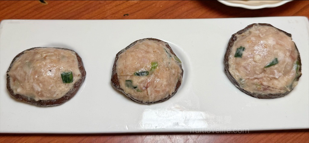 鼎味炭火薑母鴨員林總店 | 彰化員林薑母鴨，在地老字號薑母鴨，炭火慢熬溫體鴨肉，湯頭濃郁甘甜，招牌醬燒鴨肉飯、招牌酸梅湯也超推 @果果愛Fruitlove