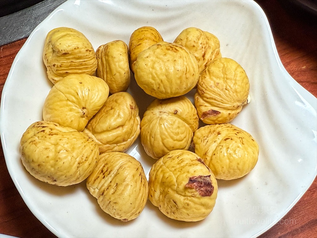 鼎味炭火薑母鴨員林總店 | 彰化員林薑母鴨,在地老字號薑母鴨,炭火慢熬溫體鴨肉,湯頭濃郁甘甜,招牌醬燒鴨肉飯、招牌酸梅湯也超推 @果果愛Fruitlove 鼎味炭火薑母鴨員林總店 | 彰化員林薑母鴨,在地老字號薑母鴨,炭火慢熬溫體鴨肉,湯頭濃郁甘甜,招牌醬燒鴨肉飯、招牌酸梅湯也超推 @果果愛Fruitlove