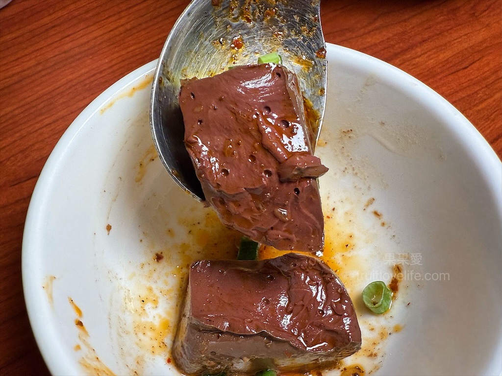 鼎味炭火薑母鴨員林總店 | 彰化員林薑母鴨,在地老字號薑母鴨,炭火慢熬溫體鴨肉,湯頭濃郁甘甜,招牌醬燒鴨肉飯、招牌酸梅湯也超推 @果果愛Fruitlove 鼎味炭火薑母鴨員林總店 | 彰化員林薑母鴨,在地老字號薑母鴨,炭火慢熬溫體鴨肉,湯頭濃郁甘甜,招牌醬燒鴨肉飯、招牌酸梅湯也超推 @果果愛Fruitlove